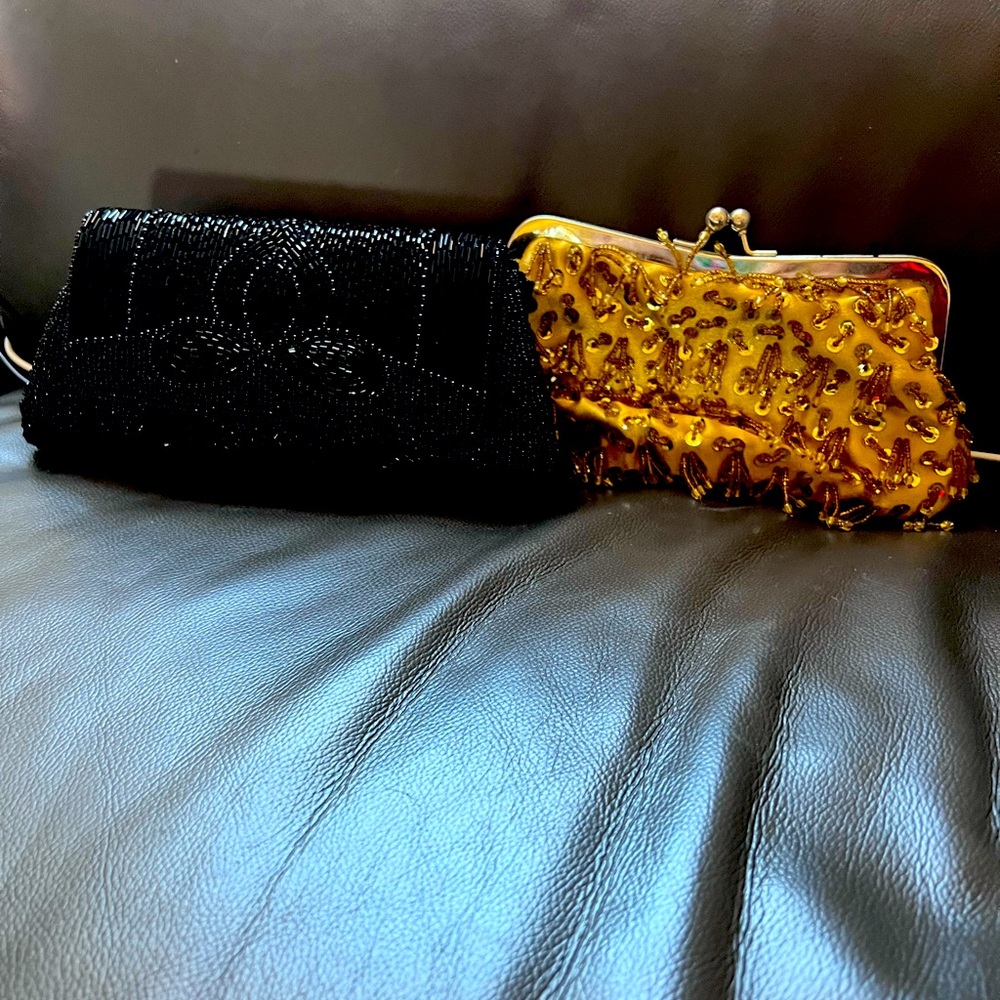 ❤️❤️FABULOUS!  Two evening clutches! One beaded black and the other gold❤️❤️